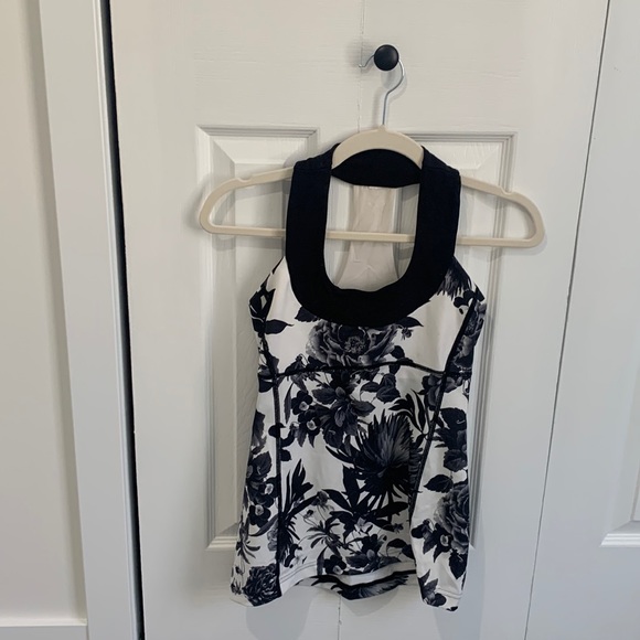 Lululemon Tank - Picture 1 of 4